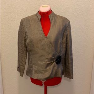 JR Nites jacket by Carol Lin Silky dressy Top